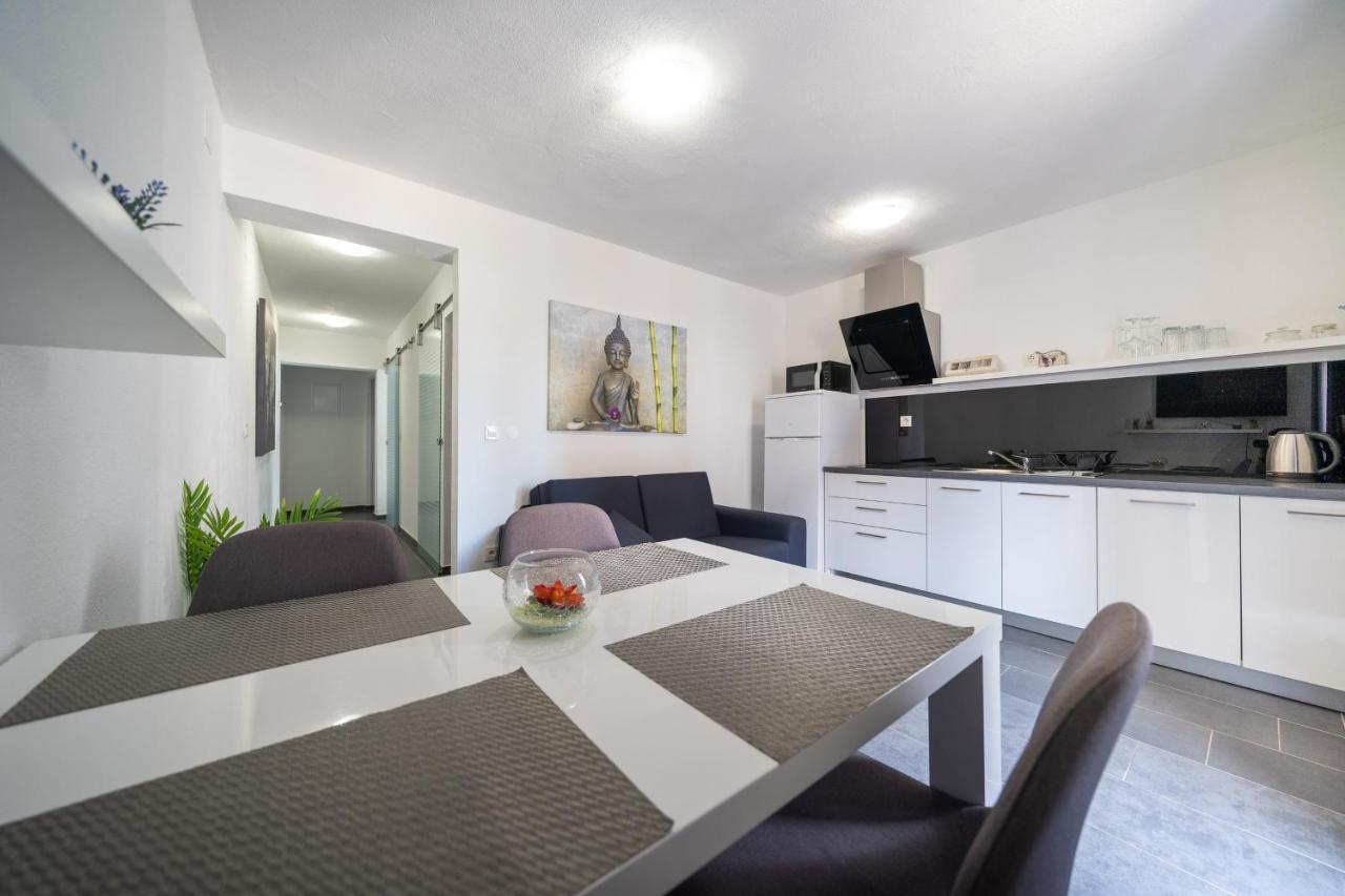 Holiday Apartments Amarilis Pakoštane Exteriér fotografie