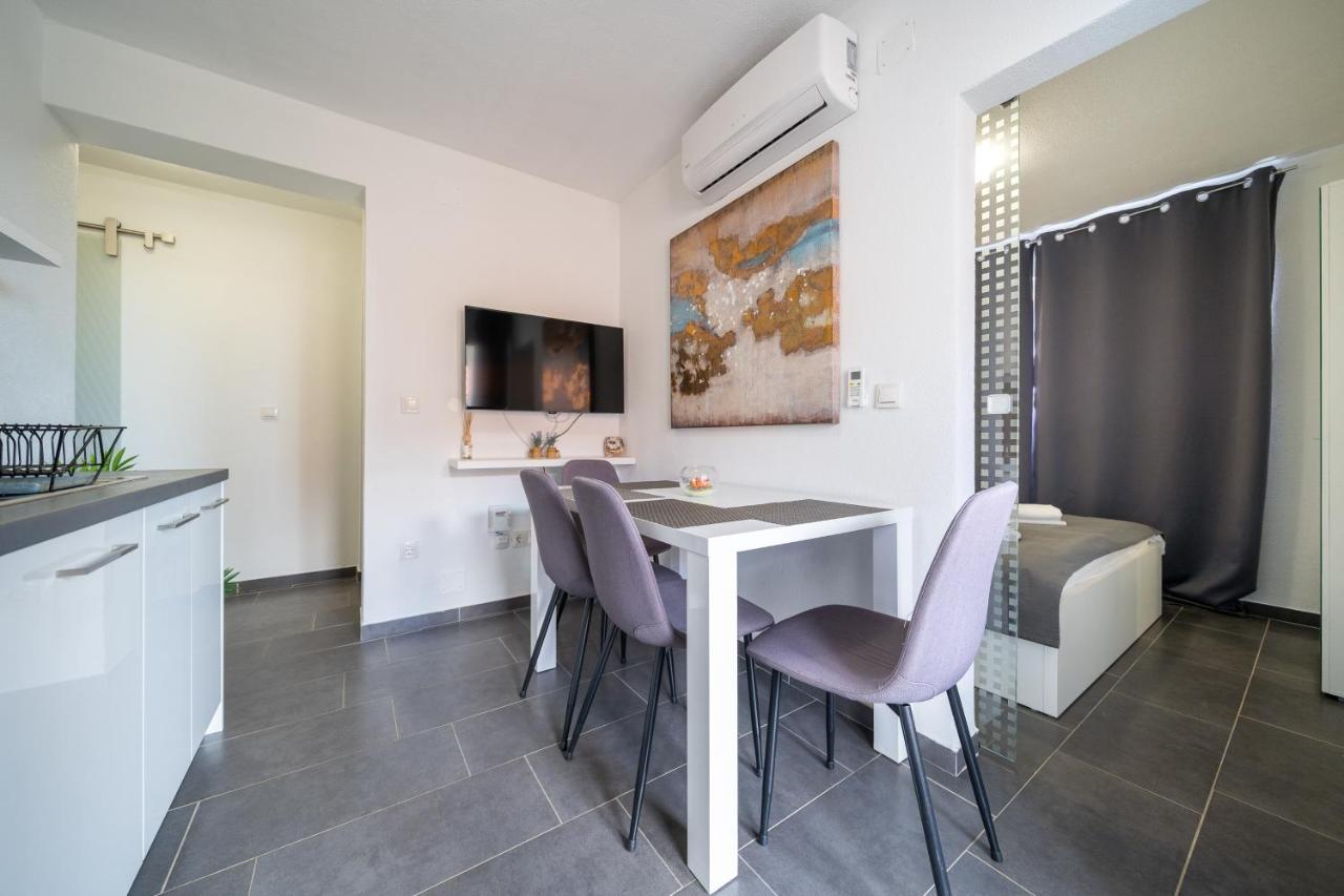 Holiday Apartments Amarilis Pakoštane Exteriér fotografie