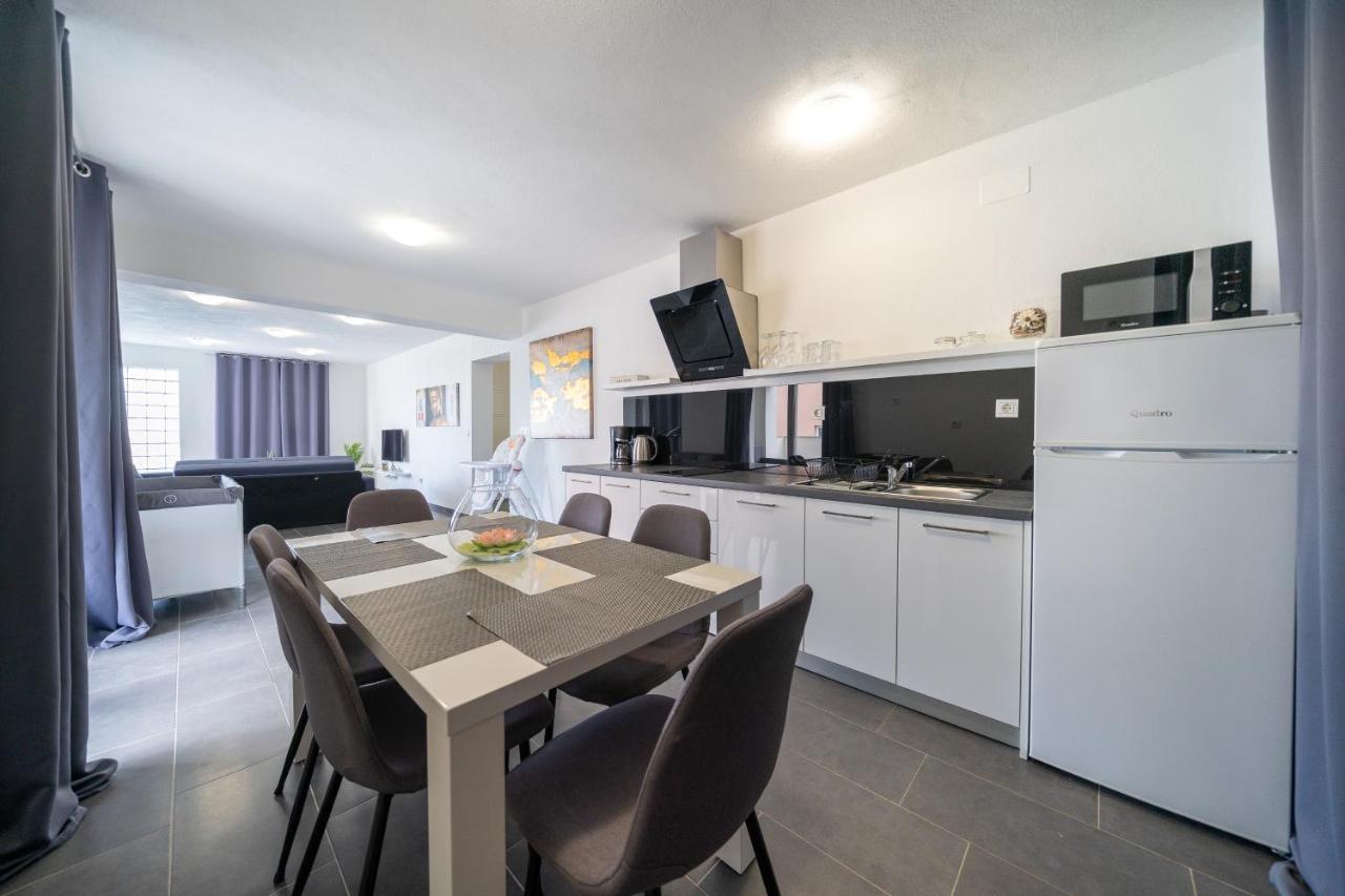 Holiday Apartments Amarilis Pakoštane Exteriér fotografie